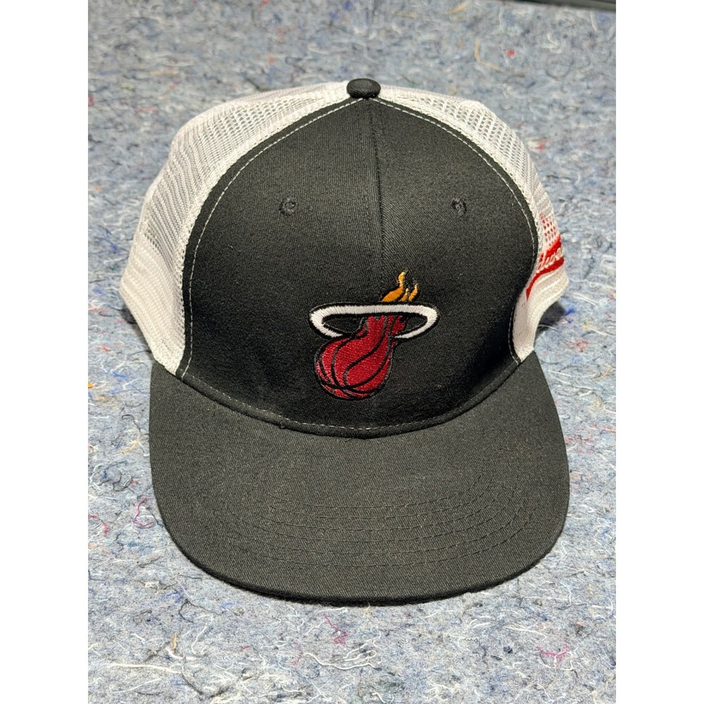 Miami Heat NBA Budweiser Trucker Hat Quake City Black White Snapback Hat New‎